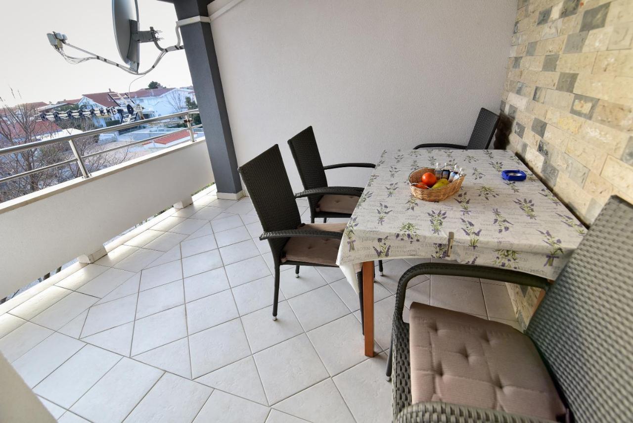 Apartment Luna Vir
