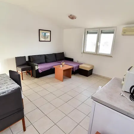 Apartmani Luna Vir Exterior photo