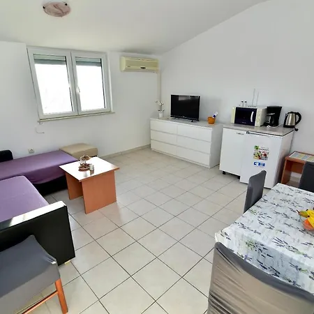 Apartmani Luna Vir Exterior photo