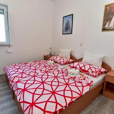 Apartmani Luna Vir Exterior photo